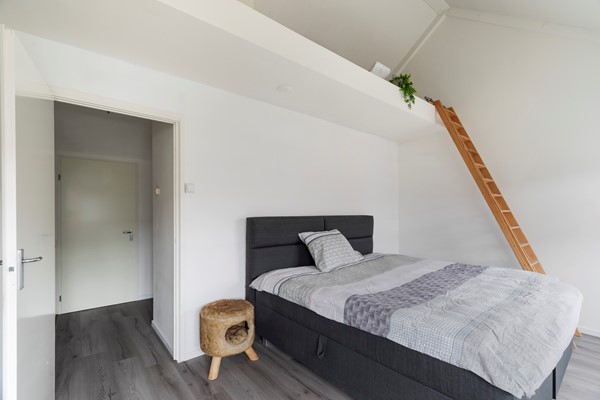 Hellenburg 42-35.jpg